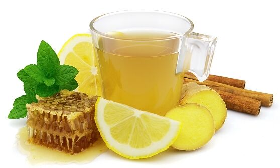 Gyömbér tea mézzel és citrommal