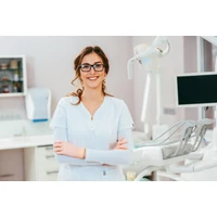 Fogproblémák ideiglenes kezelése természetes módszerekkel