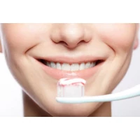 Miért van fluroid a fogkrémekben - most akkor káros vagy sem?