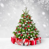 Maradjunk az igazinál vagy válasszuk a trendi műfenyőt?